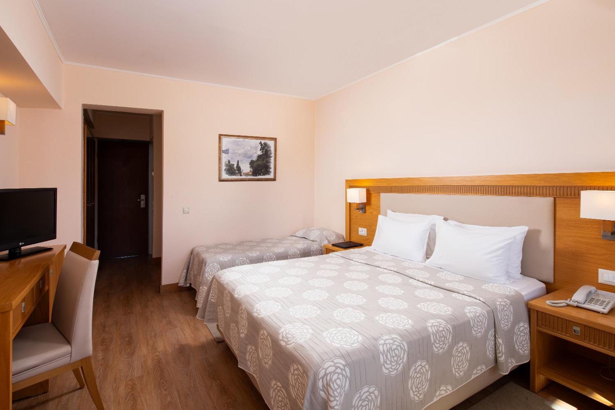Mediterranee Argostoli  Exterior photo